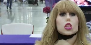 Πόρνες ρομπότ το μέλλον του σεξοτουρισμού [βίντεο]