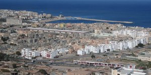 Λιβυκό μαχητικό άνοιξε πυρ κατά ελληνικού φορτηγού πλοίου ανοιχτά της Λιβύης