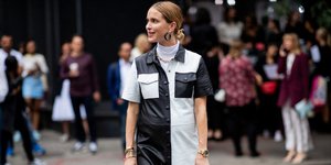 Μια fashion blogger στους δρόμους της πόλης/ Φωτογραφία: Getty Images / Ideal Image