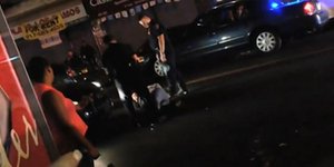 Σάλος στις ΗΠΑ με αστυνομική βία εις βάρος εγκύου -Την έσπρωχναν και την έριξαν