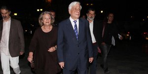 Η πρώτη δημόσια εμφάνιση της δικηγόρου Σίσσυς Παυλοπούλου ως Πρώτης Κυρίας [εικόνες]