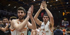 Να πανηγυρίσουν και στη Γαλλία θέλουν οι Πατρινοί / Φωτογραφία: Eurokinissi