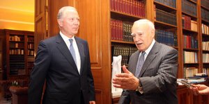 Ο Παπούλιας υποδέχεται τον Προβόπουλο