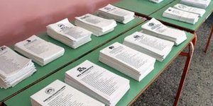 Τα μικρά κόμματα κινδυνεύουν να μείνουν χωρίς ψηφοδέλτια