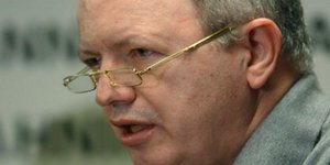 Αιφνίδιος πόλεμος Σταύρου Ψυχάρη - Απόστολου Κακλαμάνη: Να μη μιλήσω...