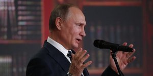  Φωτογραφία: Sergei Ilnitsky/Pool photo via AP