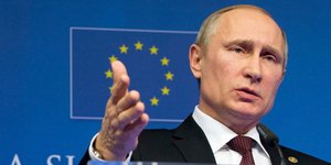 Η ΕΕ «στραγγαλίζει» τη Ρωσία: Οικονομική απομόνωση