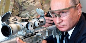 Έναν χρόνο ως δόκιμος κατάσκοπος πέρασε ο Βλαντιμίρ Πούτιν. Φωτογραφία: AP