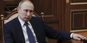 Βλαντιμίρ Πούτιν (Φωτογραφία: AP/ Mikhail Klimentyev)