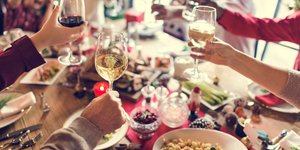 HRISTOYGENNIATIKO-TRAPEZI