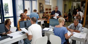 υποβολή των αιτήσεων/Φωτογραφία: Eurokinissi/ΣΤΕΛΙΟΣ ΜΙΣΙΝΑΣ