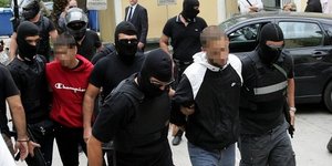 «Φάτε τους δικαστές» -Διορθωτική προκήρυξη έστειλαν οι «Πυρήνες της Φωτιάς»