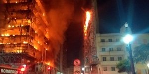 Ουρανοξύστης στο Σάο Πάολο κατέρρευσε μετά από πυρκαγιά/Φωτογραφία: Corpo de Bombeiros de São Paulo