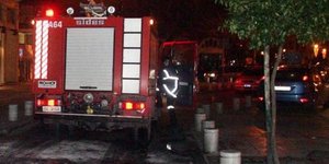 Άλλη μία ρατσιστική επίθεση – Έκαψαν κουρείο αλλοδαπού στην Μεταμόρφωση