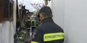 Πυροσβέστες στο στρατόπεδο Καποτά