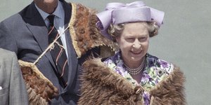 Η Ελισάβετ σε παλιότερη επίσκεψη στη Ν. Ζηλανδία (Φωτογραφία: AP/ Stephan Holland)