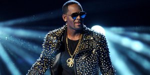Ο Αμερικανός τραγουδιστής R.Kelly (Φωτογραφία: Frank Micelotta/Invision/AP)