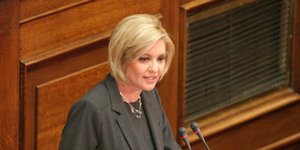 Αποδοκίμασαν εν χορώ την πρώην βουλευτή της ΝΔ