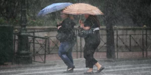 Συννεφιασμένη μέρα για την Ελλάδα - Βροχές και σποραδικές καταιγίδες σε όλη τη χ