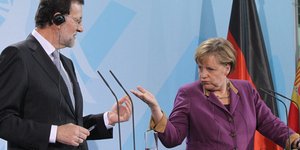 Η σαδίστρια Μέρκελ και ο μαζοχιστής Ραχόι [εικόνα]