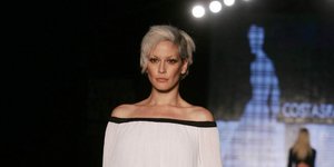 Η Ρέα Τουτουνζή στην πασαρέλα το 2007