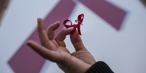 Μήνυμα για ενημέρωση και εξάλειψη της νόσου