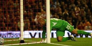 Η γκάφα του Ρέινα που παραλίγο να κοστίσει την πρόκριση στη Λίβερπουλ [βίντεο]