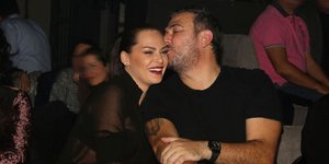 Φωτογραφία: NDP/ Παντρεύεται ο Αντώνης Ρέμος και η Υβόννη Μπόσνιακ- Πώς έγινε παραμυθένια πρόταση γάμου στα χιόνια [βίντεο] 