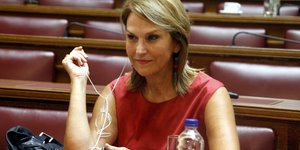 Διαψεύδει ότι κατεβαίνει υποψήφια για τον δήμο Πειραιά η βουλευτής της ΔΗΜΑΡ Μαρ