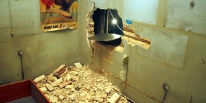 Ριφιφί στο κέντρο της Αθήνας – Όλη νύχτα έσκαβαν για να κλέψουν κινητά