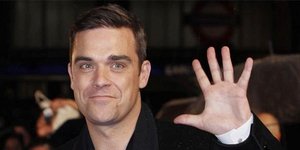 Ο Ρόμπι Γουίλιαμς μας συστήνει την κόρη του [εικόνα]