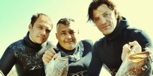 Ο Σακής Ρουβάς έχει γίνει ο φόβος και ο τρόμος στο βυθό της θάλασσας [εικόνα]