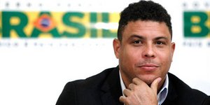 Ο υπέρβαρος Ρονάλντο σε σόου αδυνατίσματος στην Βραζιλία [βίντεο]