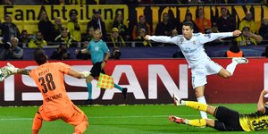 Η στιγμή που ο Ρονάλντο σκοράρει κατά της Ντόρτμουντ / Φωτογραφία: AP