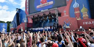 Ντελίριο στη Μόσχα για την υποδοχή των Ρώσων ποδοσφαιριστών