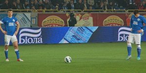 Φανταστικό γκολ με εκτέλεση φάουλ από πλάγια θέση [βίντεο]