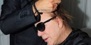 Αποφάσισε να ξυριστεί γουλί για τον νέο του ρόλο ως γκέϊ παίκτης του ράγκμπι