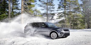 Νέο Range Rover Sport: Πιο σπορ με βάση πλέον το κλασικό Range