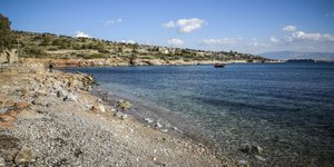 Παραδόθηκαν και οι ακτές της Σαλαμίνας (Φωτογραφία: EUROKINISSI/ΚΑΤΕΡΙΝΑ ΝΟΜΙΚΟΥ)
