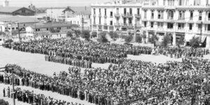 Φωτογραφία: wikipedia/ Συγκέντρωση Εβραίων στην πλατεία Ελευθερίας βάσει γερμανικής διαταγής
