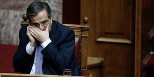 180 βραχιολάκια ζήτησε ο Σαμαράς (Κonstantinos Tsakalidis / SOOC)