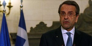Ολομέτωπη Σαμαρά σε ΣΥΡΙΖΑ: Εγκληματική βία δεν άσκησε μόνο η Χρυσή Αυγή