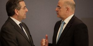 Εννέα κινήσεις από υπουργείο Ανάπτυξης και Μαξίμου για να «ξεκλειδώσουν» οι επεν
