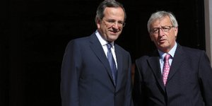 Γιούνκερ: Είμαι παντελώς αντίθετος με την έξοδο της Ελλάδας από την Ευρωζώνη