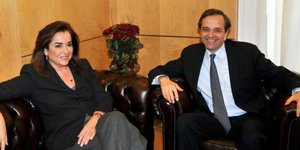 Συζητήσεις Σαμαρά-Μπακογιάννη για κοινή κάθοδο στις εκλογές