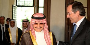 Σαουδάραβες στο Μέγαρο Μαξίμου -Ο πρίγκιπας Μπιν Ταλάλ συναντήθηκε με τον Αντώνη