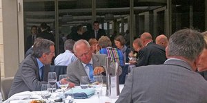 Σαμαράς και Σόιμπλε γευματίζουν παρέα στο ηλιόλουστο Αλμπουφέιρα -Το παρασκήνιο 