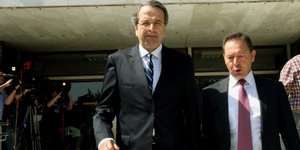 Σαμαράς: Κόψτε από παντού για να μην πάρουμε οριζόντια μέτρα