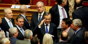 Το... «ξώπορτο» του Σαμαρά που έφερε γέλια και η ατάκα του πρωθυπουργού: Κανείς