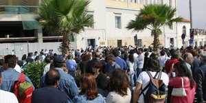 Συγγενείς των θυμάτων από την πτώση του Γιάκοβλεφ και τη βύθιση του Σάμινα δίνου